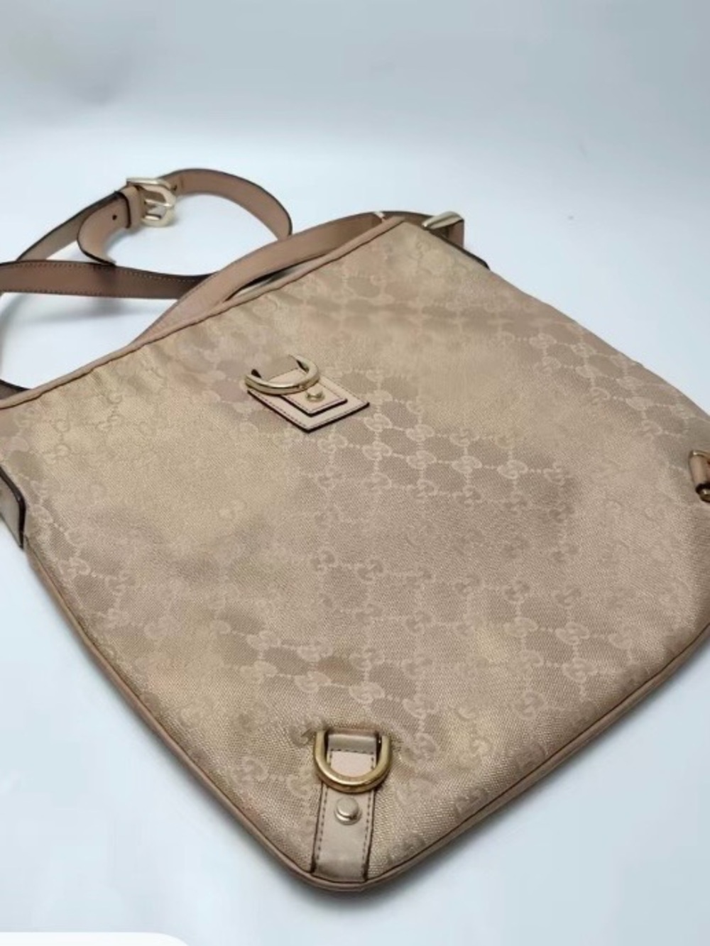 Gucci Light blush Monogram Canvas Tote - Picture 3 of 6